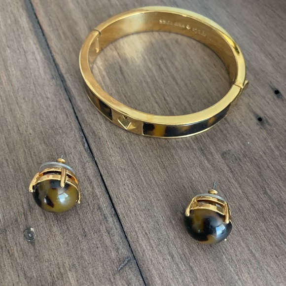kate spade Jewelry - Kate Spade Tortoiseshell Bracelet & Stud Earrings
